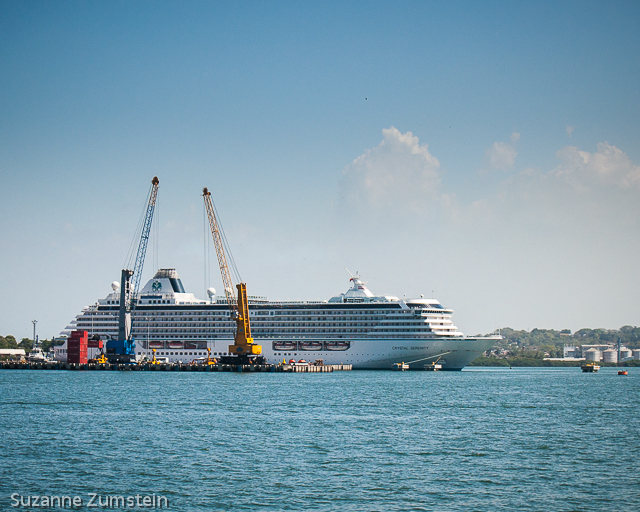 Cruise Ship